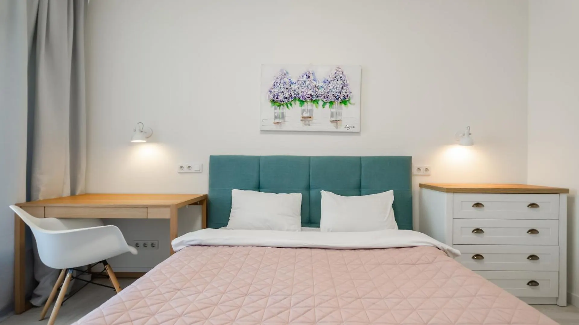 Petrovdom Apartments 7-13 In Rc Manhattan City,Beresteiskyi 11 Kiev