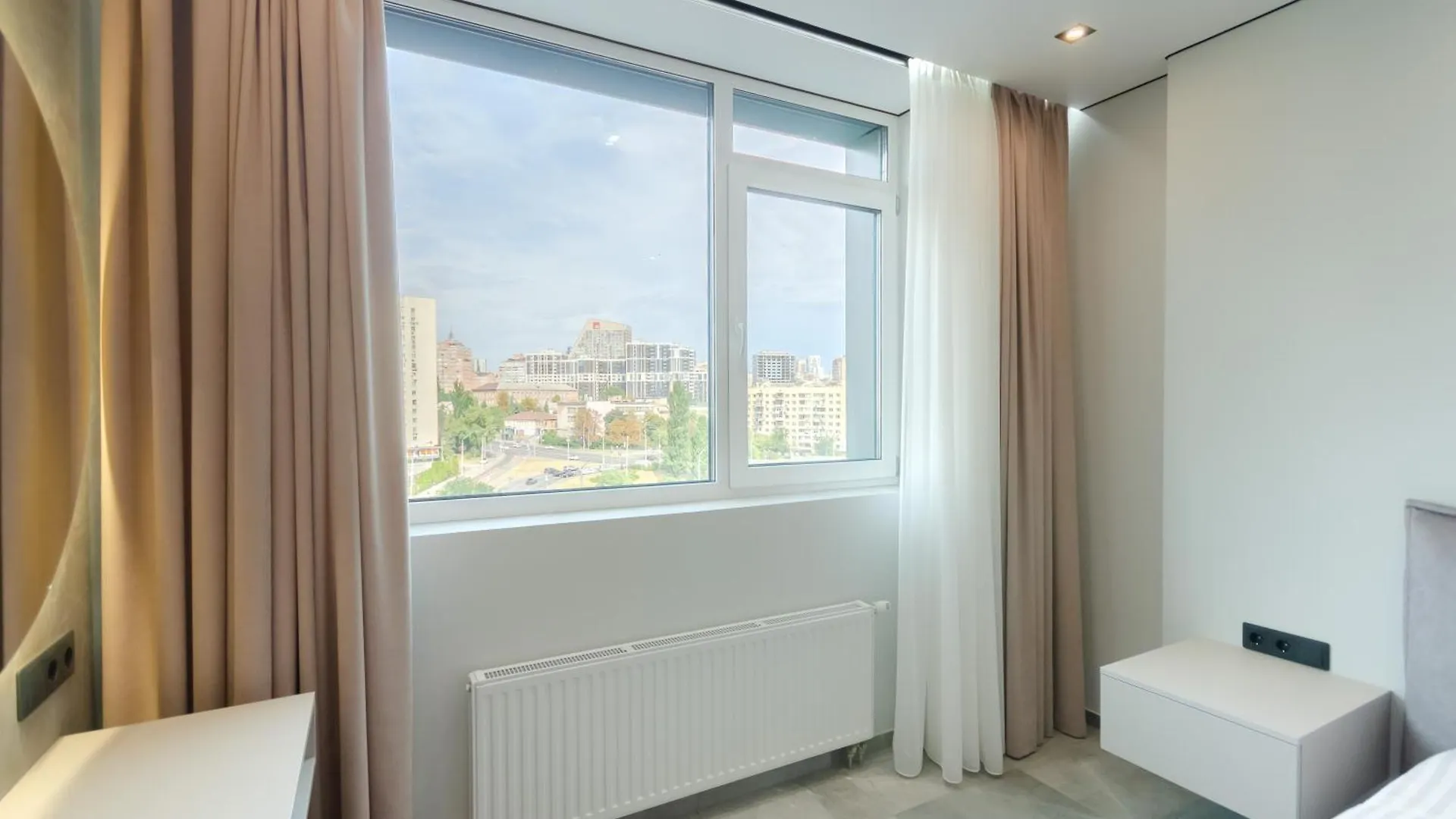 Petrovdom 0713 Жк Манхеттен Kiev Apartamento