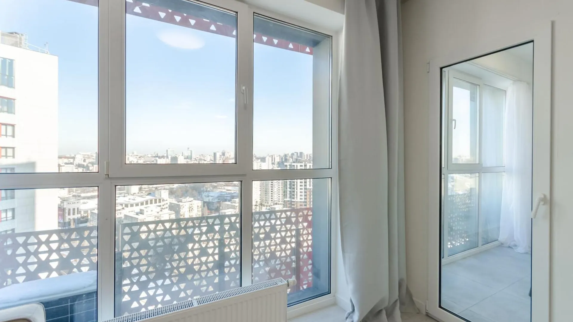 Petrovdom Apartments 7-13 In Rc Manhattan City,Beresteiskyi 11 Kyjev Ukrajina