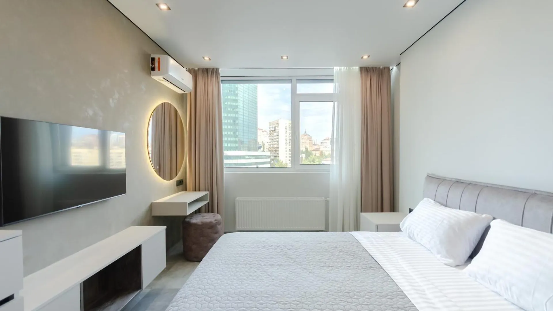 Petrovdom Apartments 7-13 In Rc Manhattan City,Beresteiskyi 11 Kyjev Ukrajina