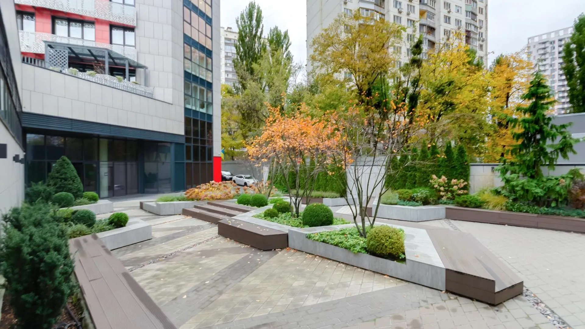 Petrovdom Apartments 7-13 In Rc Manhattan City,Beresteiskyi 11 Kiev