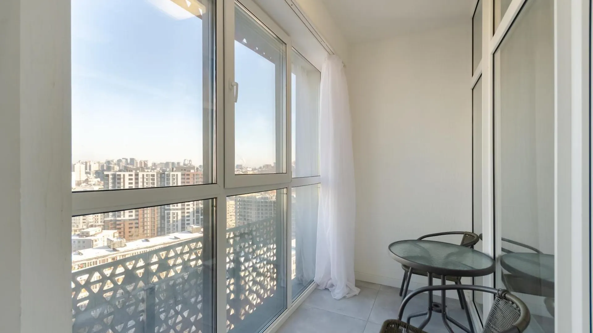 Petrovdom Apartments 7-13 In Rc Manhattan City,Beresteiskyi 11 Kiev 0*,