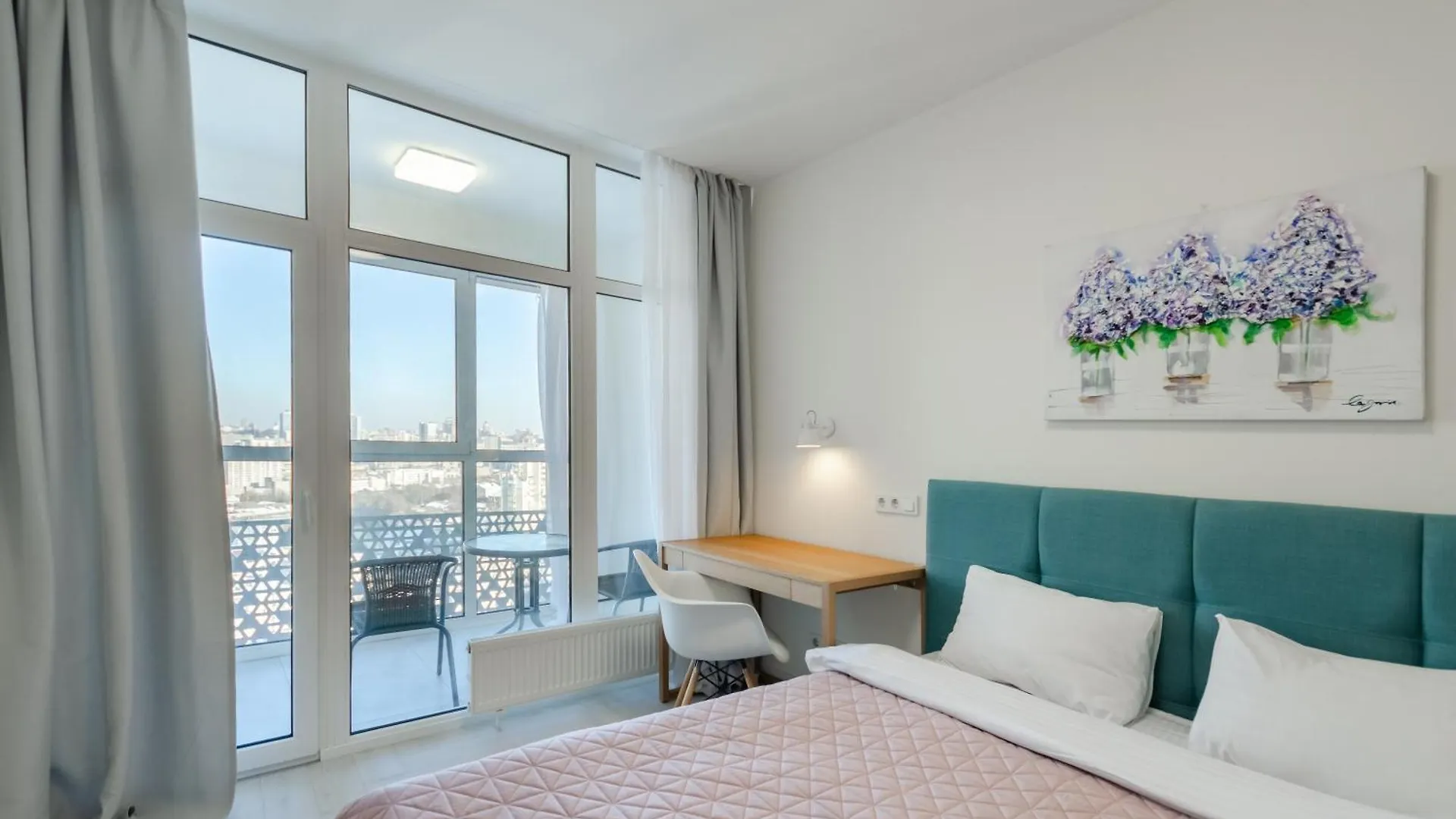 Petrovdom Apartments 7-13 In Rc Manhattan City,Beresteiskyi 11 Kiev Ucraina